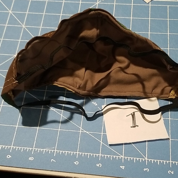 Fashionable Face Mask - Picture 2 of 4